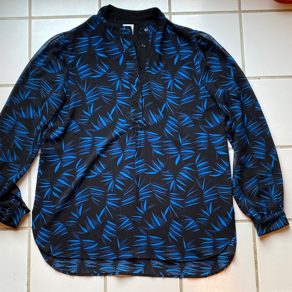 Anne Klein Black and Blue Patterned Tunic